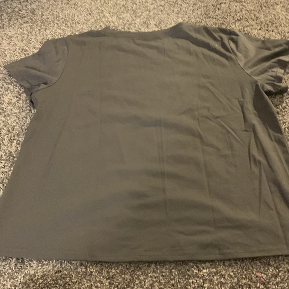 Brand new never worn t-shirt from Romwe - Picture 2 of 2